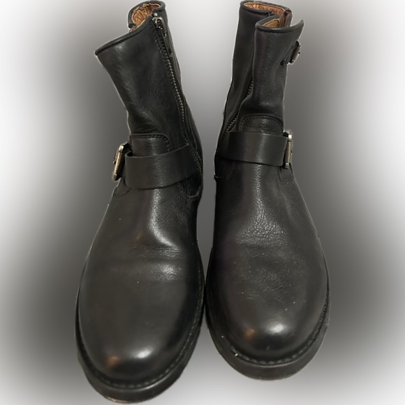Frye Vicky 6” black moto ankle boot, size 8” Women - Picture 2 of 8